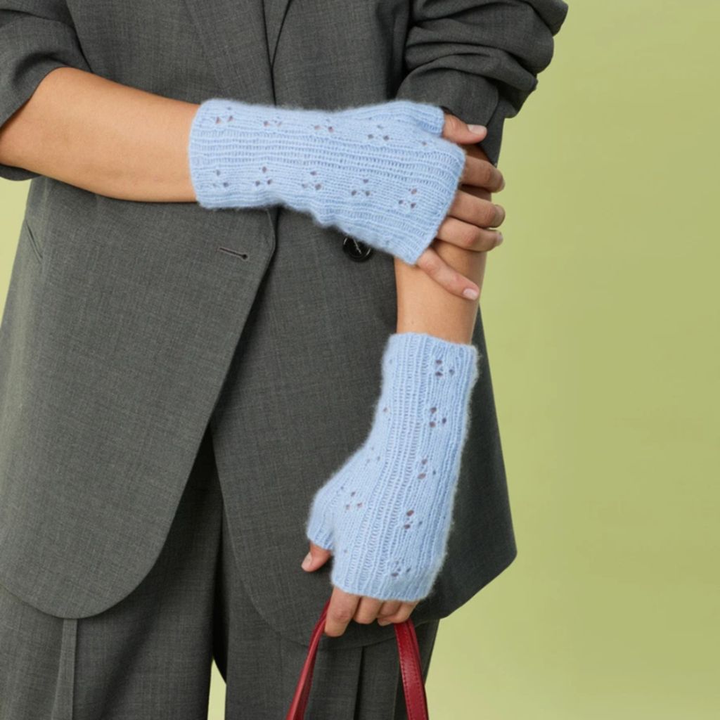 Sandnes Garn Armstulpen Miu Pointelle Nr. 4 Strickanleitung – Bild 2 von 3 bei bei bei bei bei bei bei bei Lieblingsgarn