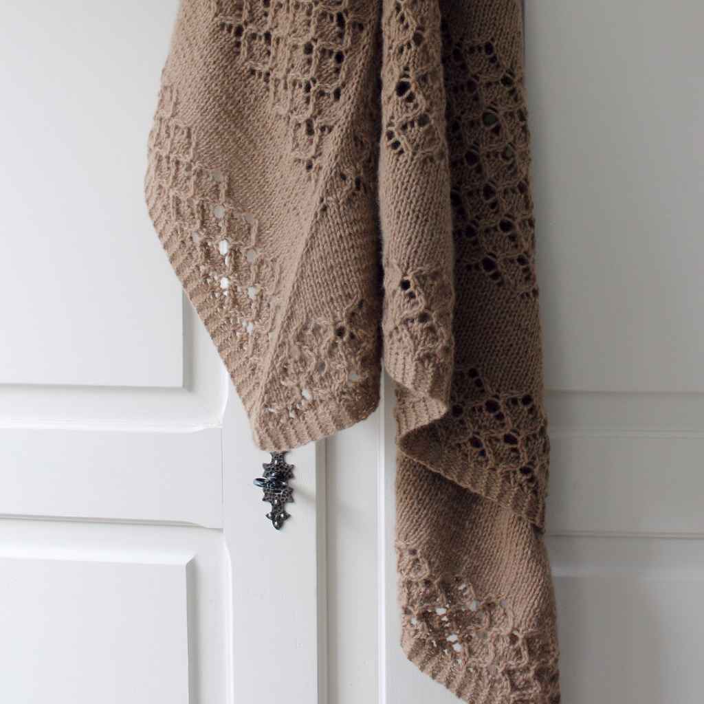 Eviknitwear Pattern Tuch Batumi Strickanleitung - eviknitwear (PDF) bei bei bei bei bei bei bei bei bei bei Lieblingsgarn