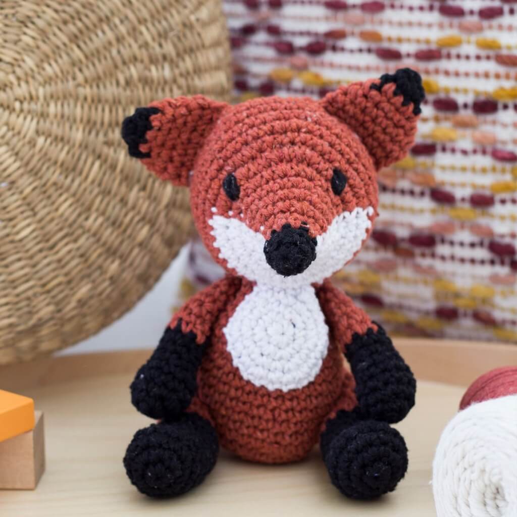 Hoooked DIY Aigurumi Fuchs Fergie bei bei bei bei bei bei bei bei bei bei Lieblingsgarn