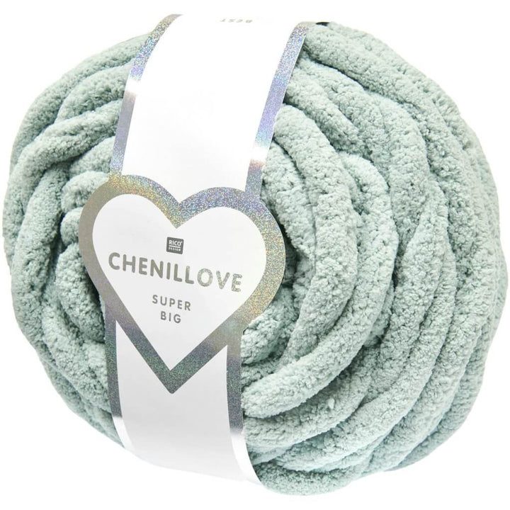 Rico Design Chenillove Super Big, Farbe 006 Salbei – Synthetik bei Lieblingsgarn