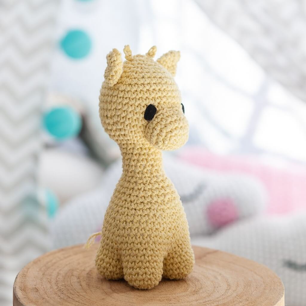 Hoooked DIY Amigurumi Giraffe Ziggy Popcorn bei bei bei bei bei bei bei bei bei bei Lieblingsgarn