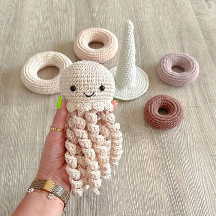 AO Design Pattern Stapelturm Qualle Häkelanleitung - AO Design (PDF) bei bei bei bei bei bei bei bei bei bei Lieblingsgarn