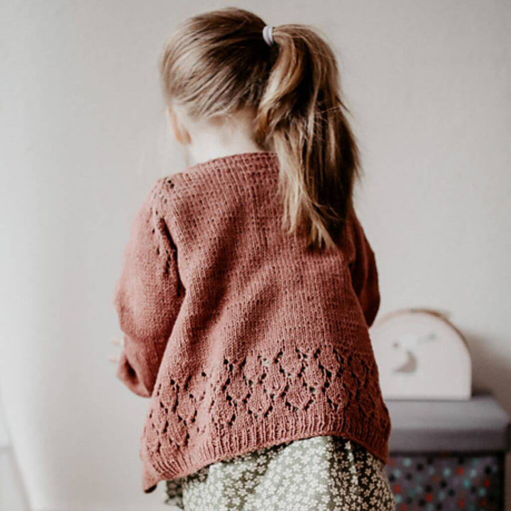 Appelbanne Design Strickjacke Edla Kofte Strickanleitung - Appelbanne Design (PDF) bei bei bei bei bei bei Lieblingsgarn