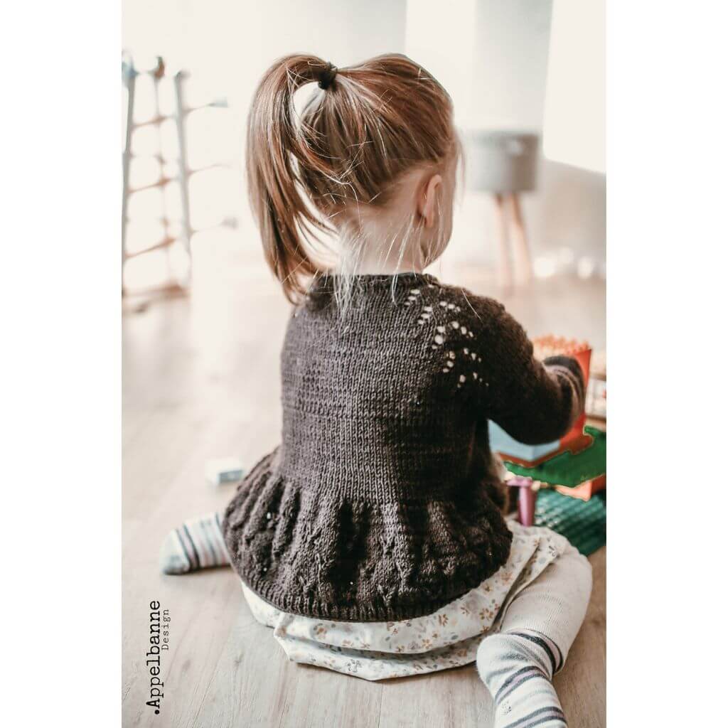 Appelbanne Design Pullover Edla Volang Kofte Strickanleitung - Appelbanne Design (PDF) bei bei bei bei bei bei Lieblingsgarn