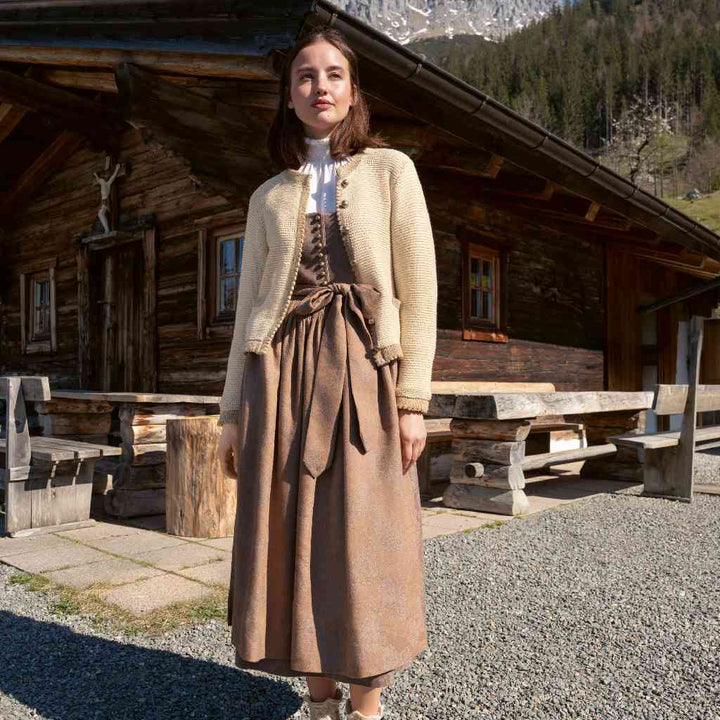 Lana Grossa Heft - Trachten Nr. 9 bei bei bei bei bei bei bei bei bei bei Lieblingsgarn