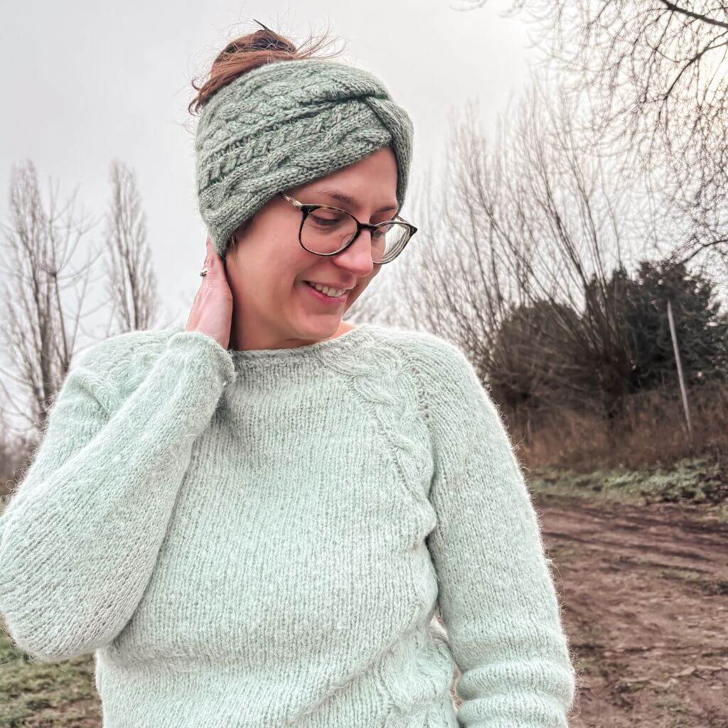 Carolin Balmes Pattern Ricardas Cable Headband Strickanleitung - Carolin Balmes (PDF) bei bei bei bei bei bei Lieblingsgarn