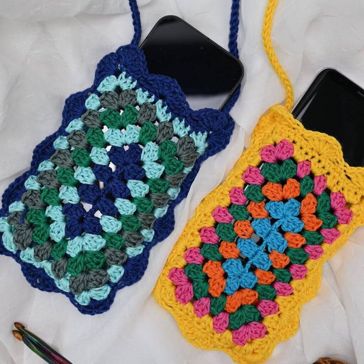 Happy Phone Case Häkelanleitung - Cicka Design (PDF, englisch)