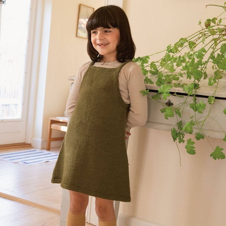 Sandnes Garn Pattern Kleid Clementine Dress Junior Strickanleitung - Sandnes Garn (Heft) bei bei bei bei bei Lieblingsgarn