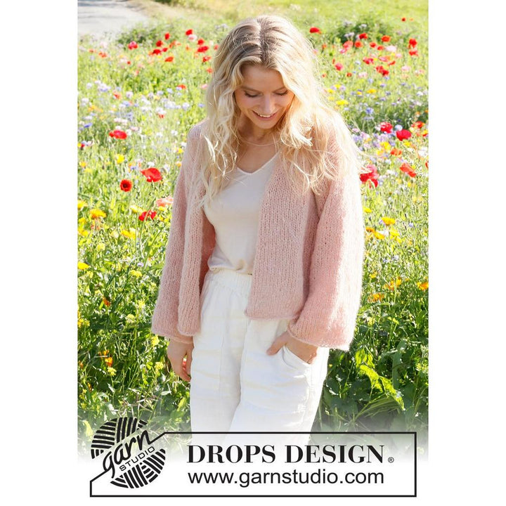 Cherished Moments Strickjacke mit V-Ausschnitt Strickanleitung - Drops Design (PDF) bei bei bei bei bei bei Lieblingsgarn