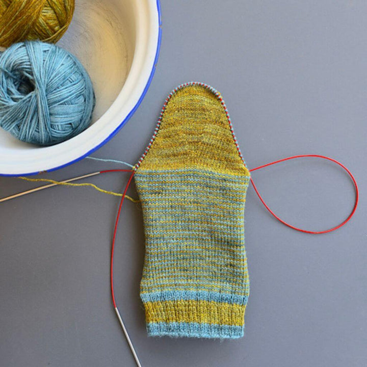 Ducathi Pattern Socken Samba Socks Strickanleitung - Ducathi (PDF) bei bei bei bei bei bei bei bei bei bei Lieblingsgarn