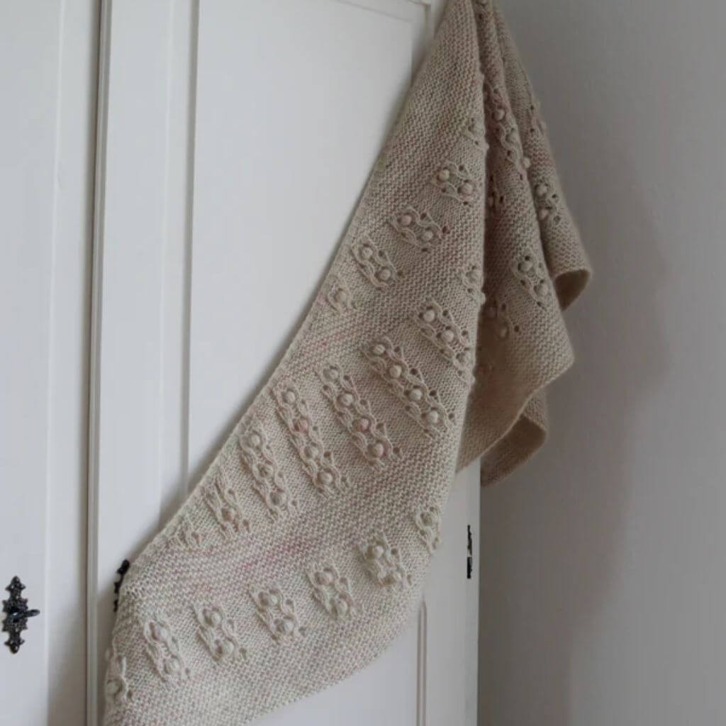 Eviknitwear Schal Frühling Shawl Strickanleitung - Eviknitwear (PDF) bei bei bei bei bei bei bei bei bei bei Lieblingsgarn