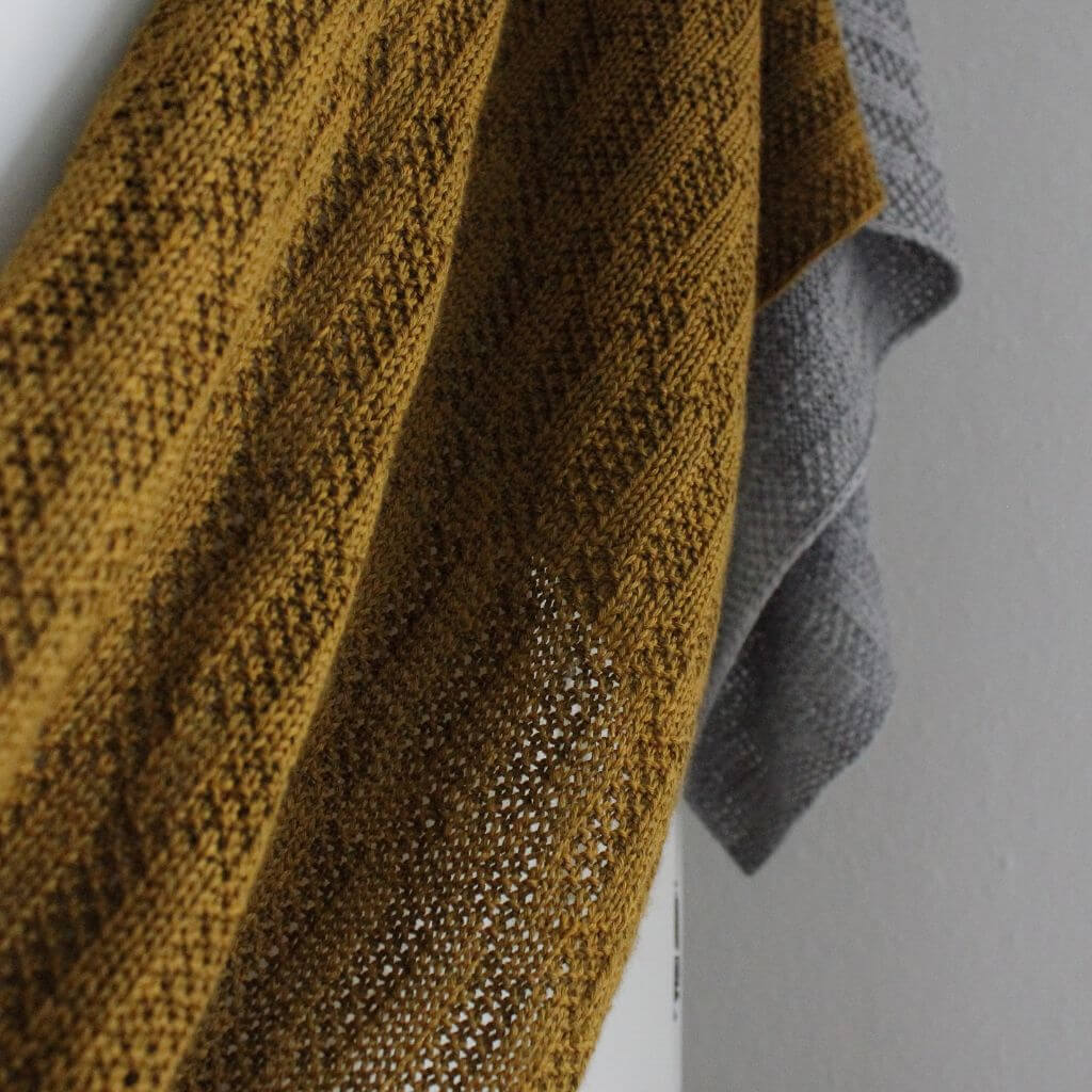 Eviknitwear Pattern Schal Listopad Shawl Strickanleitug - Eviknitwear (PDF) bei bei bei bei bei bei bei bei bei Lieblingsgarn