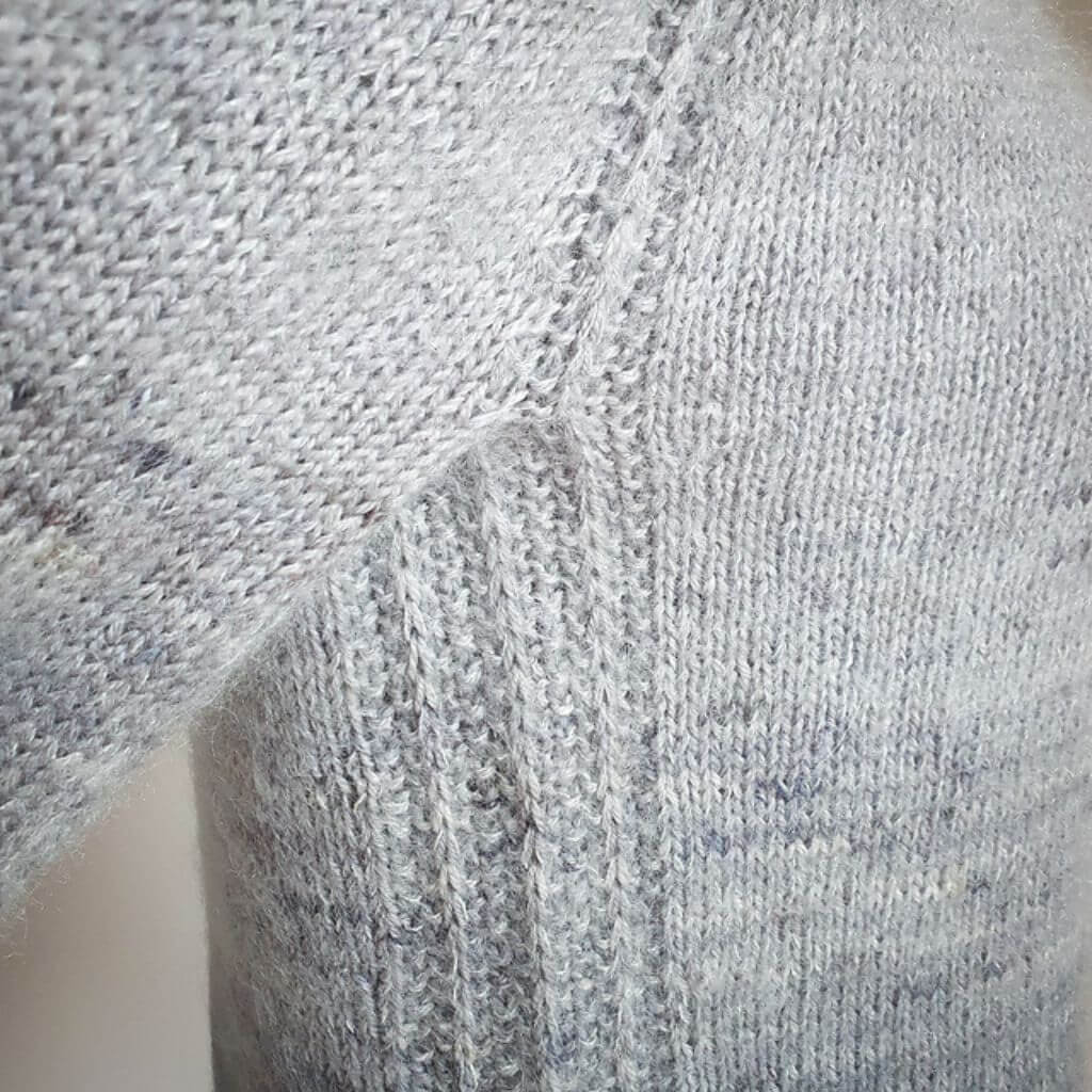Feinmotorik Pattern All Used Up Cardigan Strickanleitung - Feinmotorik (PDF) bei bei bei bei bei bei bei bei Lieblingsgarn