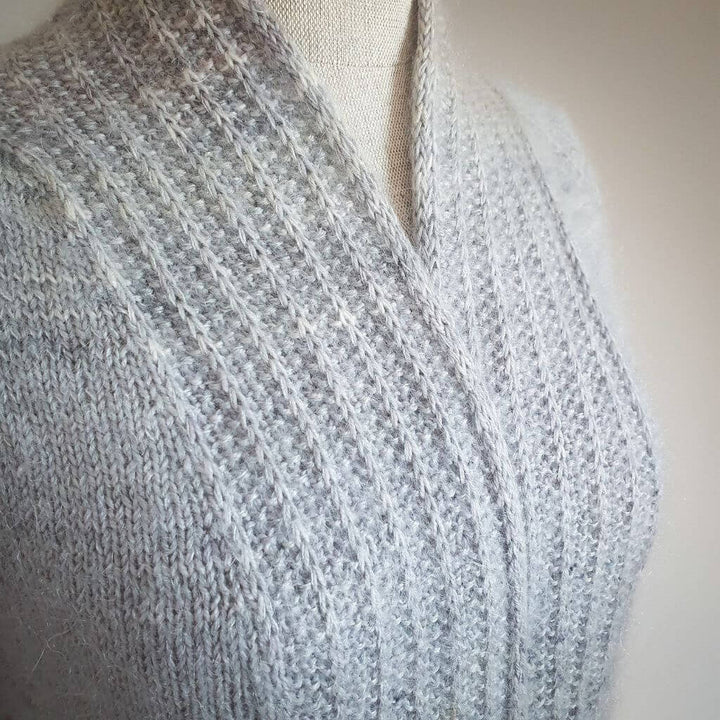 Feinmotorik Pattern All Used Up Cardigan Strickanleitung - Feinmotorik (PDF) bei bei bei bei bei bei bei bei Lieblingsgarn