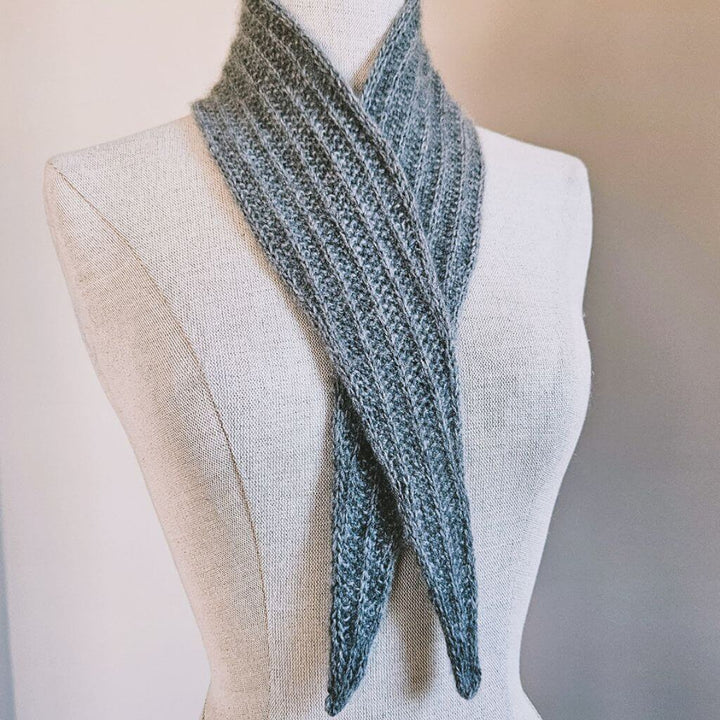 Feinmotorik Pattern All Used Up Scarf Strickanleitung - Feinmotorik (PDF) bei bei bei bei bei bei bei bei bei Lieblingsgarn