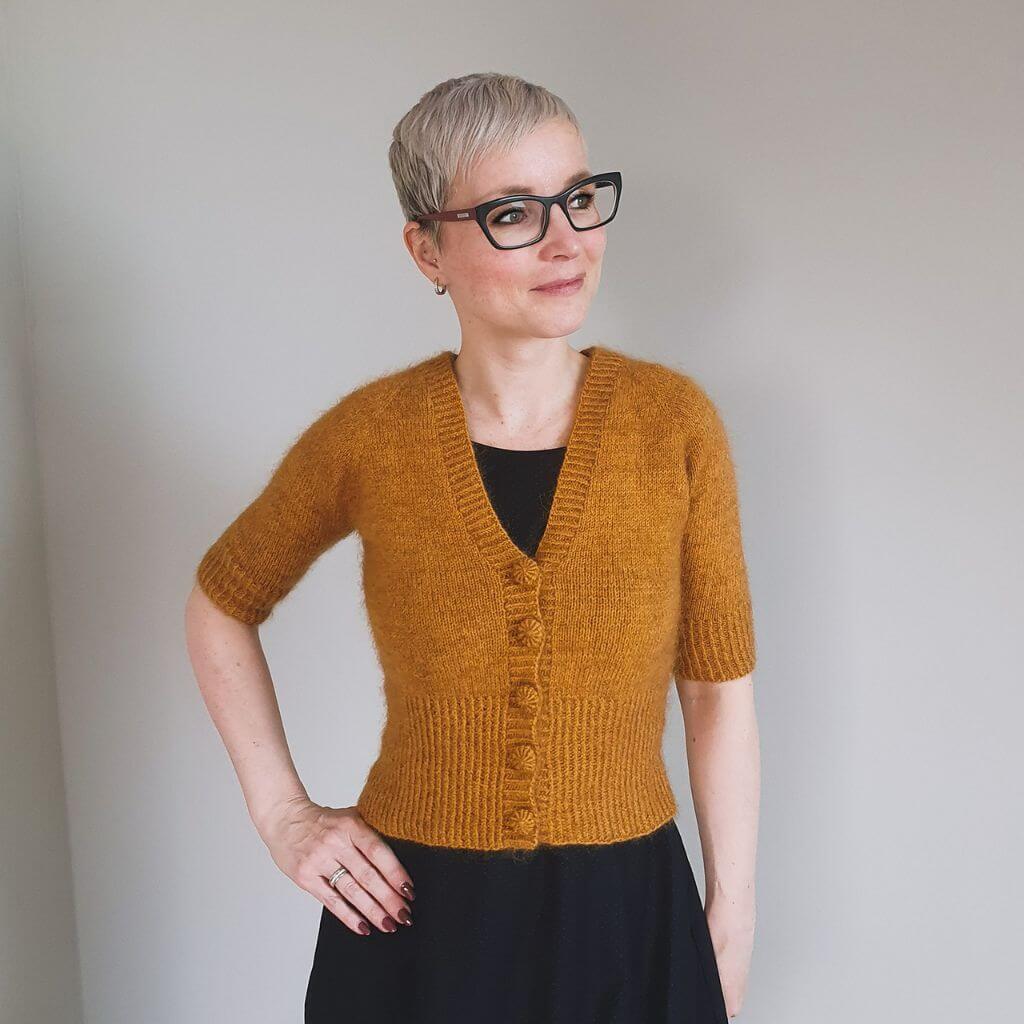 Feinmotorik Pattern Strickjacke Jolene Strickanleitung - Feinmotorik (PDF) bei bei bei bei bei bei bei bei Lieblingsgarn