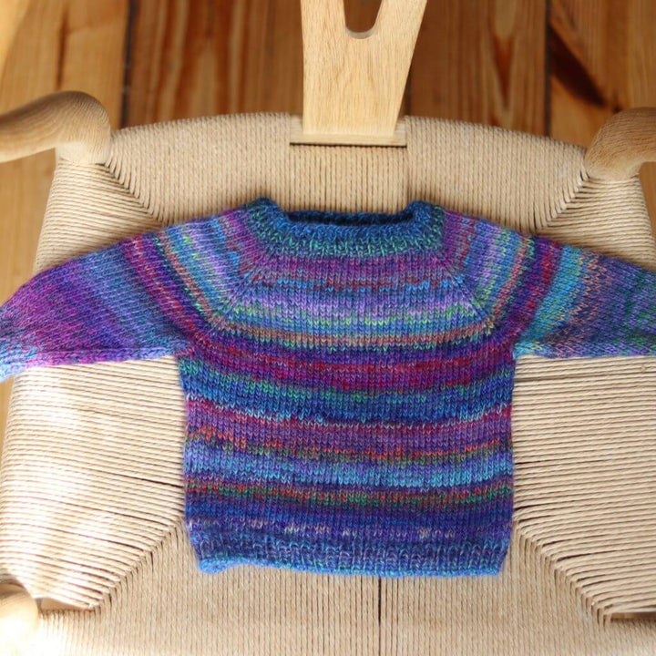 Frau Riedel strickt Happy Sweater Mini Strickanleitung - Frau Riedel strickt (PDF) bei bei bei bei bei bei Lieblingsgarn