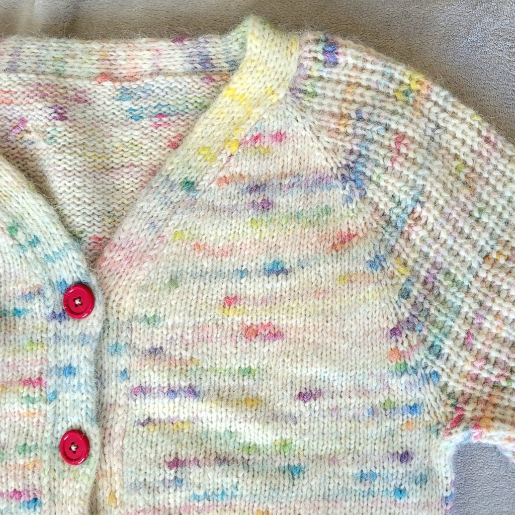 Nadelmelodie Strickjacke Homeland Cardigan Strickjacke - Nadelmelodie (PDF) bei bei bei bei bei bei bei bei Lieblingsgarn