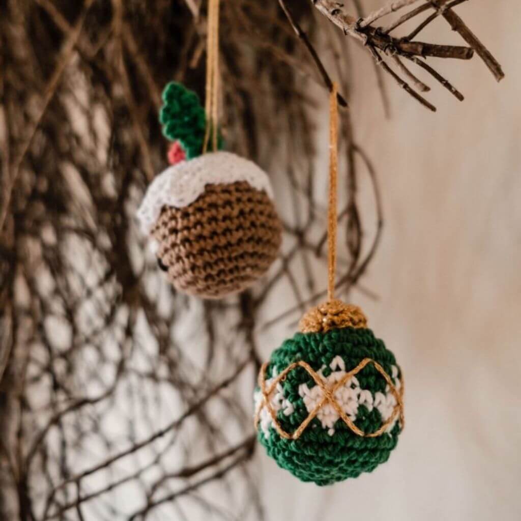 Hoooked DIY Häkelset Weihnachtskugeln Wonderland bei bei bei bei bei bei bei bei bei bei Lieblingsgarn