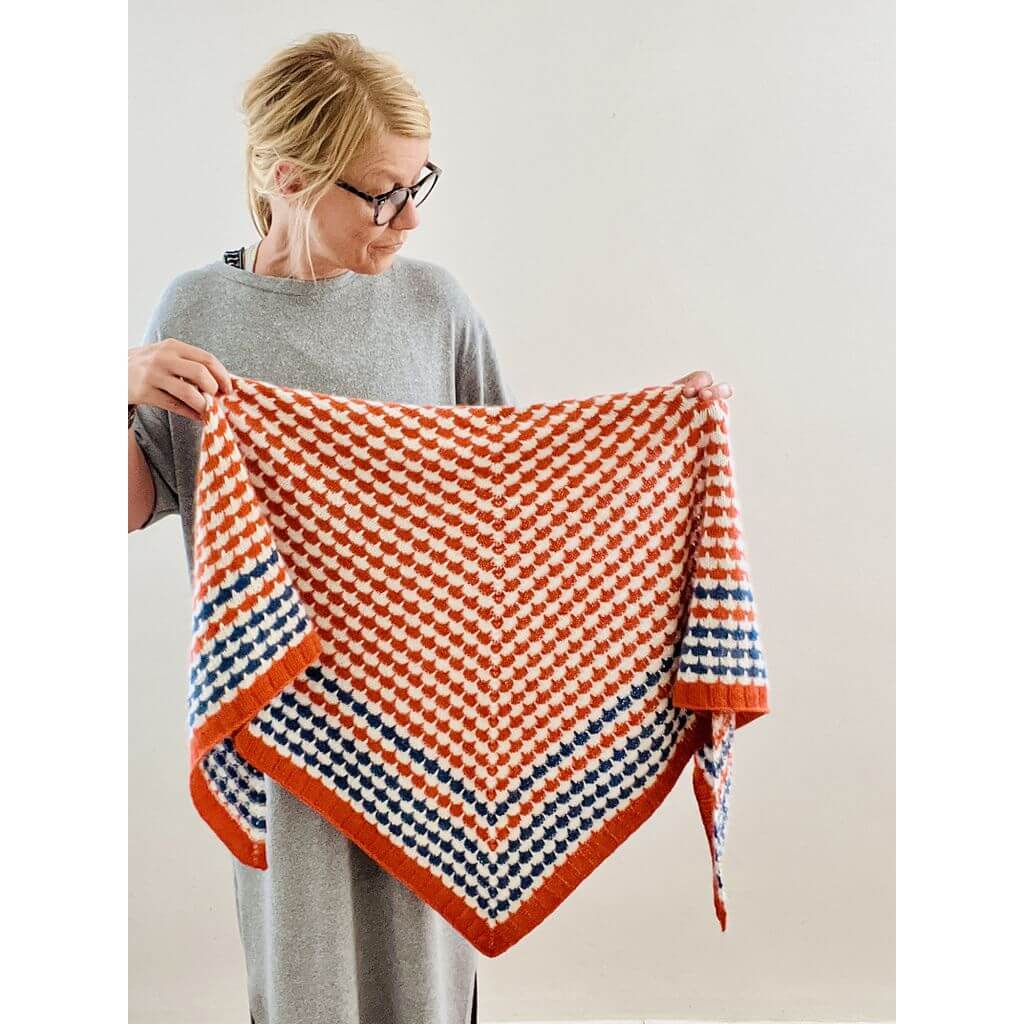Isabell Kraemer Pattern Dreieckstuch Bao Bao Strickanleitung - Isabell Kraemer (PDF) bei bei bei bei bei bei Lieblingsgarn