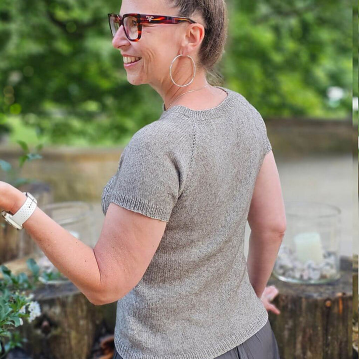Joel Joel Design Pattern Shirt Kumma Strickanleitung - Joel Joel Design (PDF) bei bei bei bei bei bei bei bei Lieblingsgarn