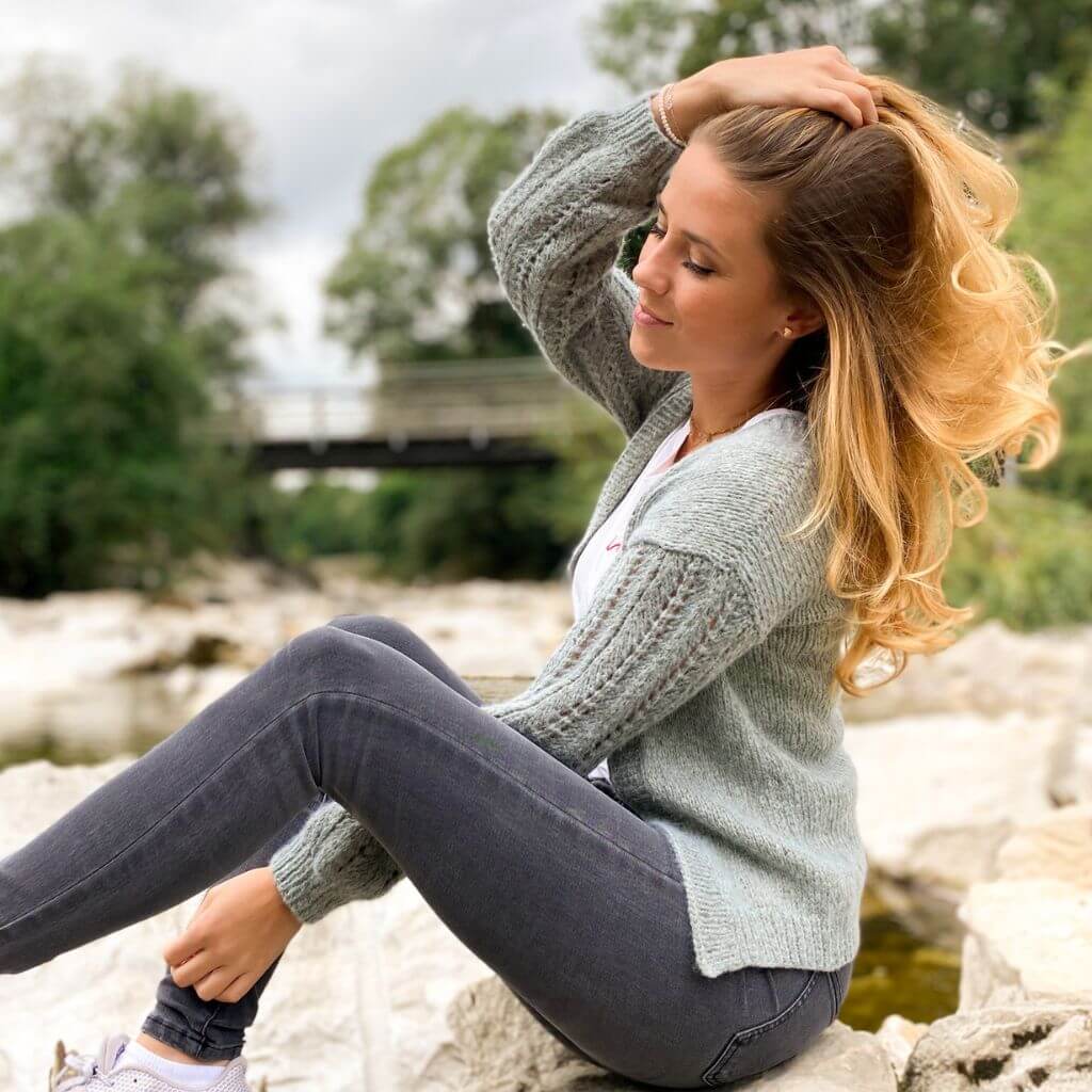 Judith Jelena Pattern Cardigan Amalia Strickanleitung - Judith Jelena (PDF) bei bei bei bei bei bei bei bei Lieblingsgarn