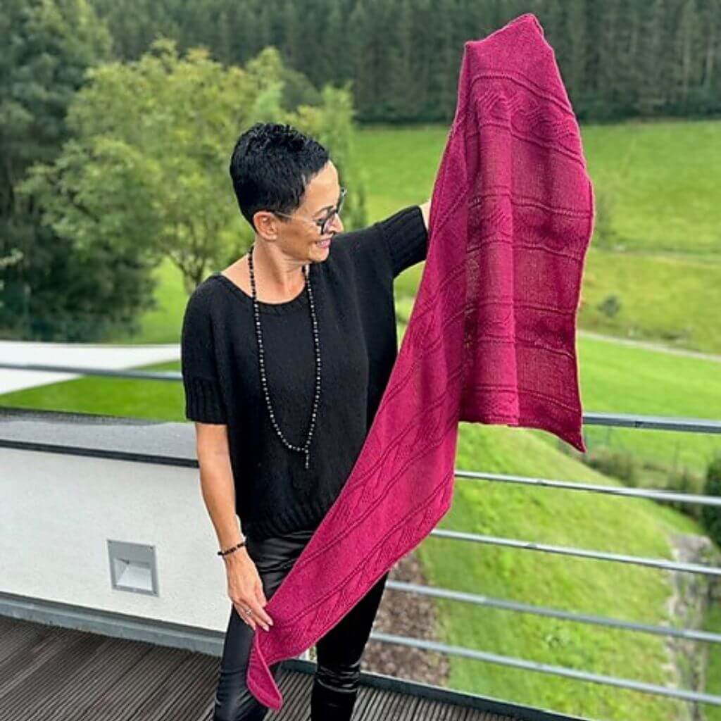 Kerstin Ritter Pattern Tuch Khaleesi Shawl Strickanleitung - Kerstin Ritter (PDF) bei bei bei bei bei bei bei Lieblingsgarn