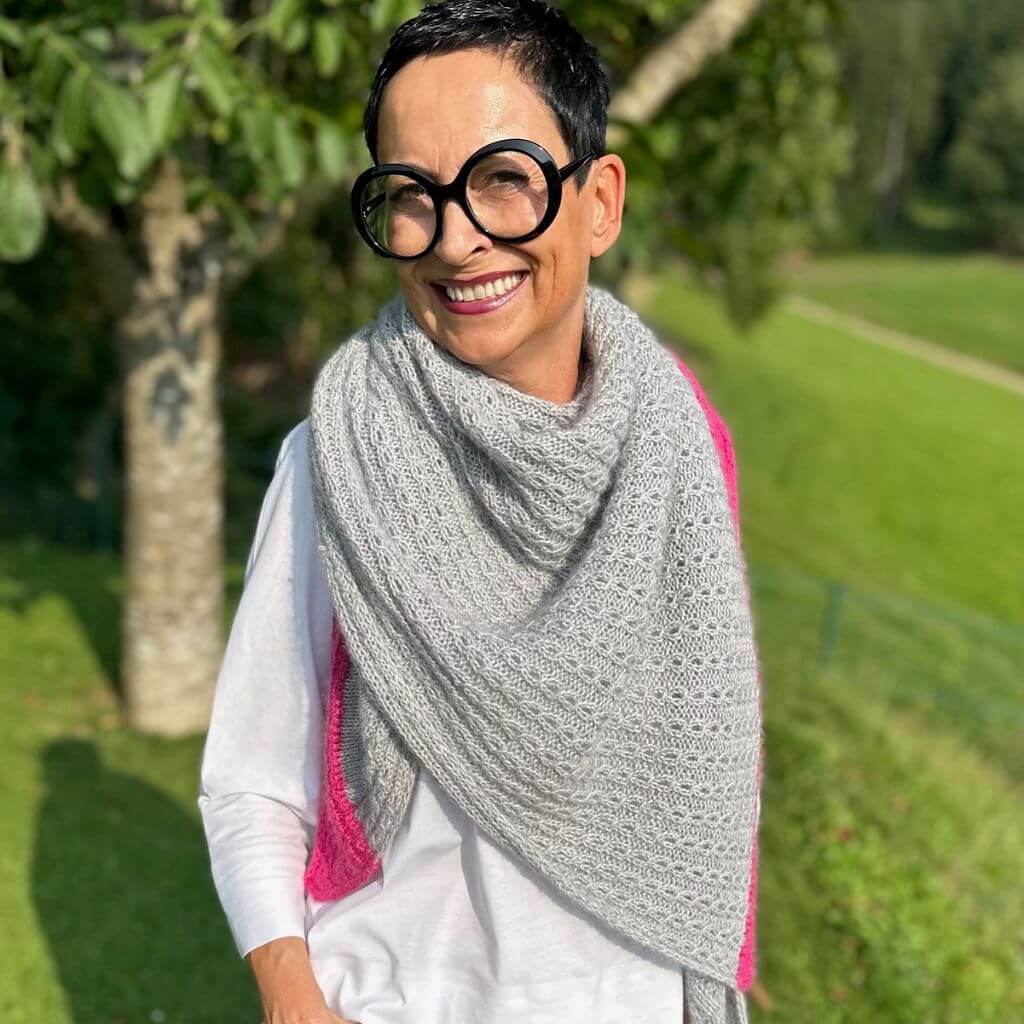 Kerstin Ritter Schal Ros V-Shawl Strickanleitung - Kerstin Ritter (PDF) bei bei bei bei bei bei bei bei bei bei Lieblingsgarn