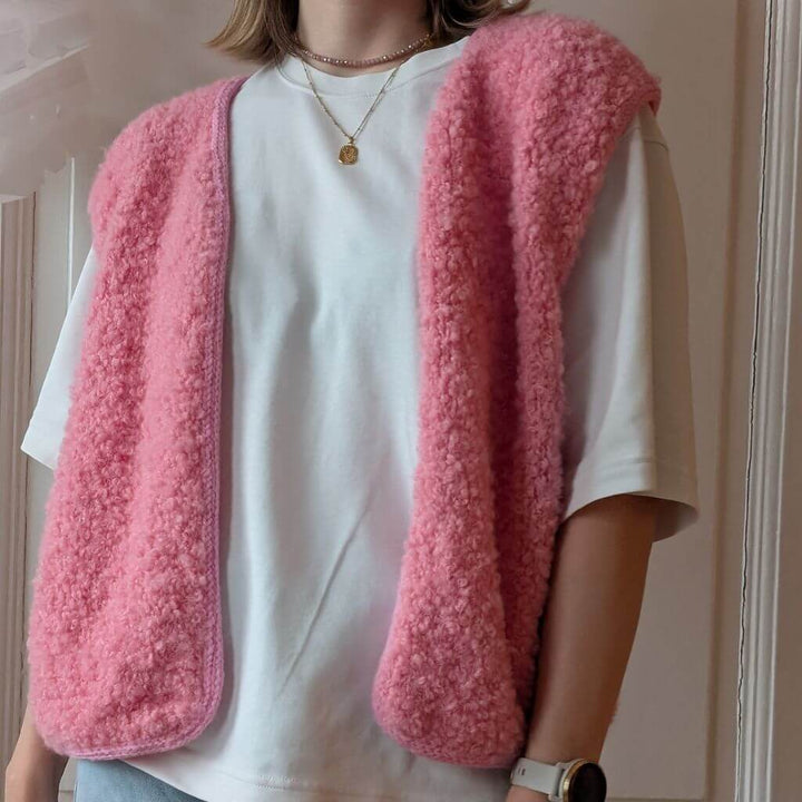 Knitmitjo Fluffy Fleece Vest Strickanleitung - Knitmitjo (PDF) bei bei bei bei bei bei bei bei bei bei bei bei Lieblingsgarn