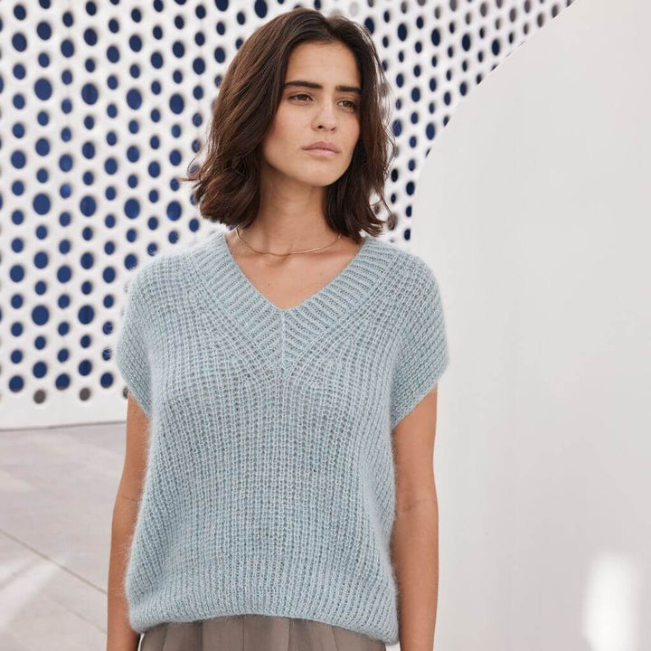 Lana Grossa Pattern Pullunder mit V-Ausschnitt Strickanleitung - Lana Grossa (PDF) bei bei bei bei bei bei Lieblingsgarn