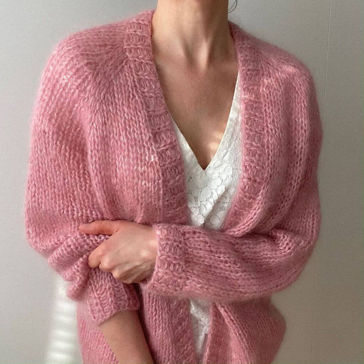 Lotilda Pattern Greta Cardigan mit Blende Strickanleitung - Lotilda (PDF) bei bei bei bei bei bei bei bei bei Lieblingsgarn