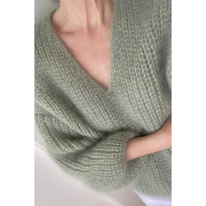 Lotilda Pattern Pullunder/Pullover Juna V-Neck Strickanleitung - Lotilda (PDF) bei bei bei bei bei bei bei bei Lieblingsgarn