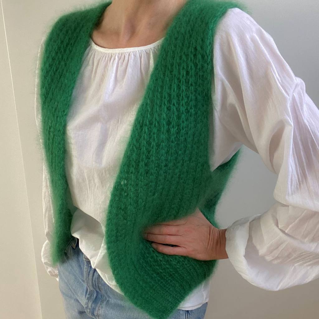 Lotilda JUNA Vest Strickanleitung – Produktansicht bei bei bei bei bei bei bei bei bei bei bei bei bei bei bei Lieblingsgarn