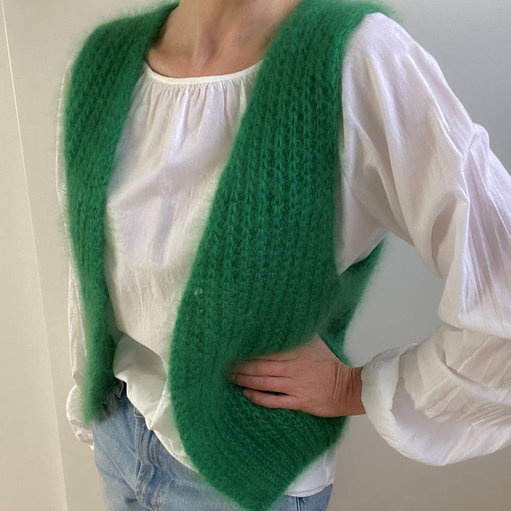 Lotilda JUNA Vest Strickanleitung – Produktansicht bei bei bei bei bei bei bei bei bei bei bei bei bei bei bei Lieblingsgarn