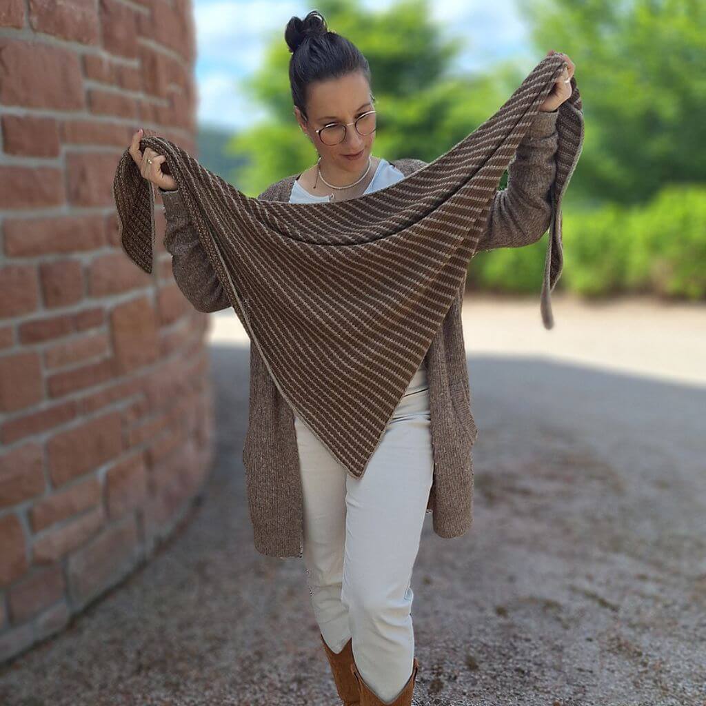Madame Nadelspiel Pattern Schal Hedi Hug Strickanleitung - Madame Nadelspiel (PDF) bei bei bei bei bei bei Lieblingsgarn
