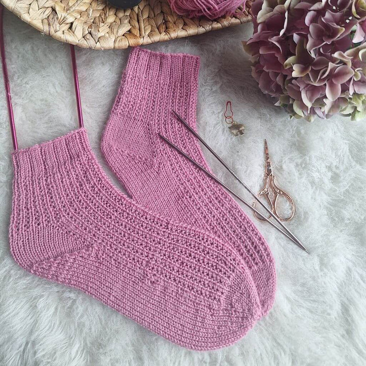 Madame Nadelspiel Pattern Hedi Soxx Strickanleitung - Madame Nadelspiel (PDF) bei bei bei bei bei bei bei bei Lieblingsgarn