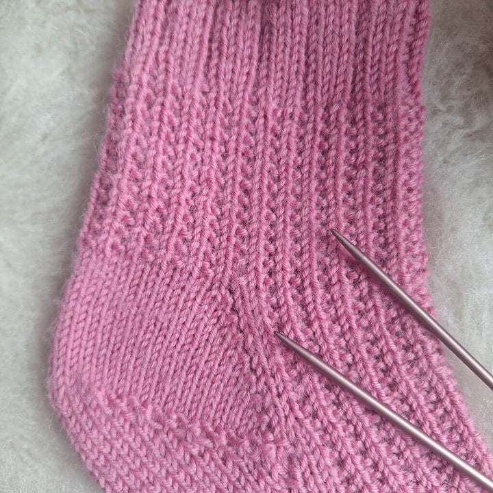 Madame Nadelspiel Pattern Hedi Soxx Strickanleitung - Madame Nadelspiel (PDF) bei bei bei bei bei bei bei bei Lieblingsgarn