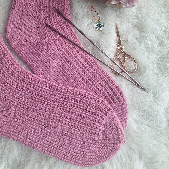 Madame Nadelspiel Pattern Hedi Soxx Strickanleitung - Madame Nadelspiel (PDF) bei bei bei bei bei bei bei bei Lieblingsgarn