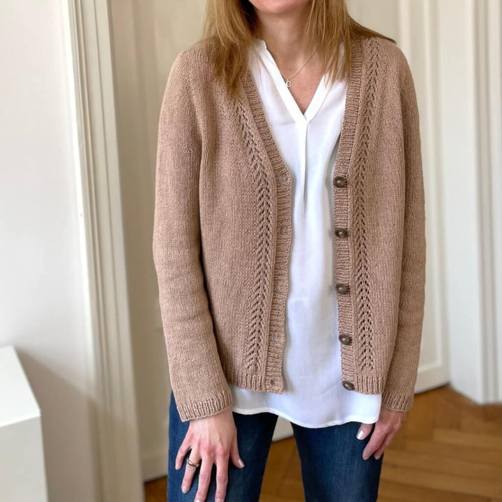 Strickauszeit Mella Cardigan Strickanleitung - Strickauszeit (PDF) bei bei bei bei bei bei bei bei bei bei Lieblingsgarn