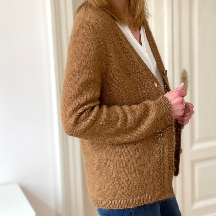 Strickauszeit Mella Cardigan Strickanleitung - Strickauszeit (PDF) bei bei bei bei bei bei bei bei bei bei Lieblingsgarn