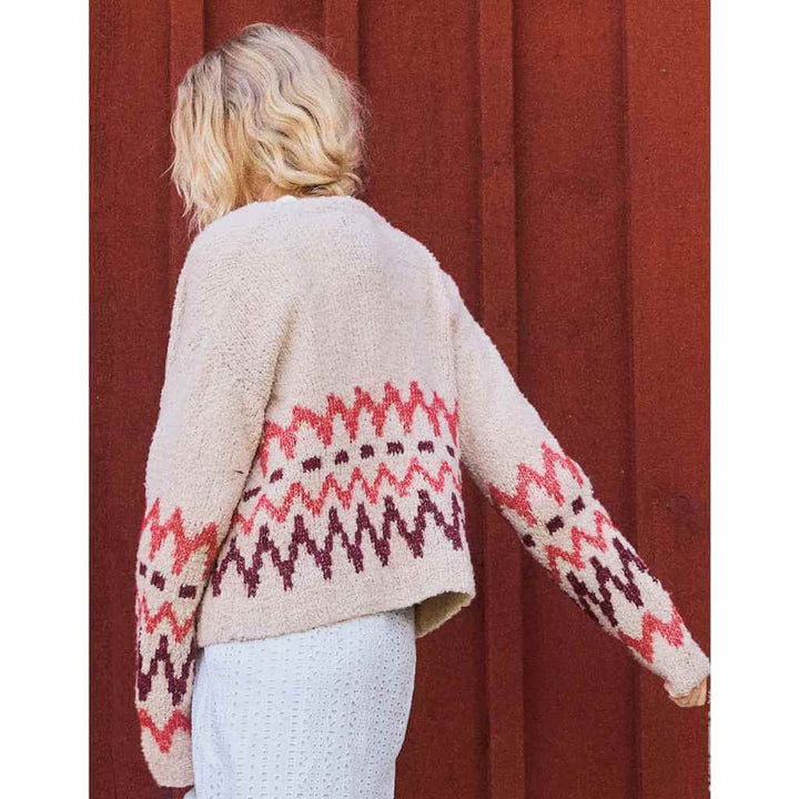 Lana Grossa Jacquardmuster Cardigan Modell 6 Strickanleitung – Bild 2 von 3 bei Lieblingsgarn