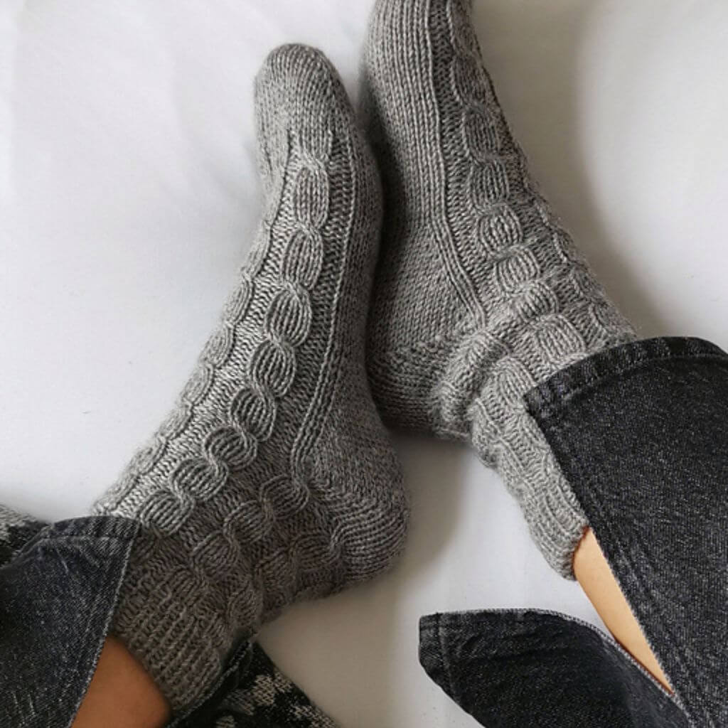 Paula Strickt Zola Socken Strickanleitung - Paula strickt (PDF) bei bei bei bei bei bei bei bei bei bei bei bei Lieblingsgarn