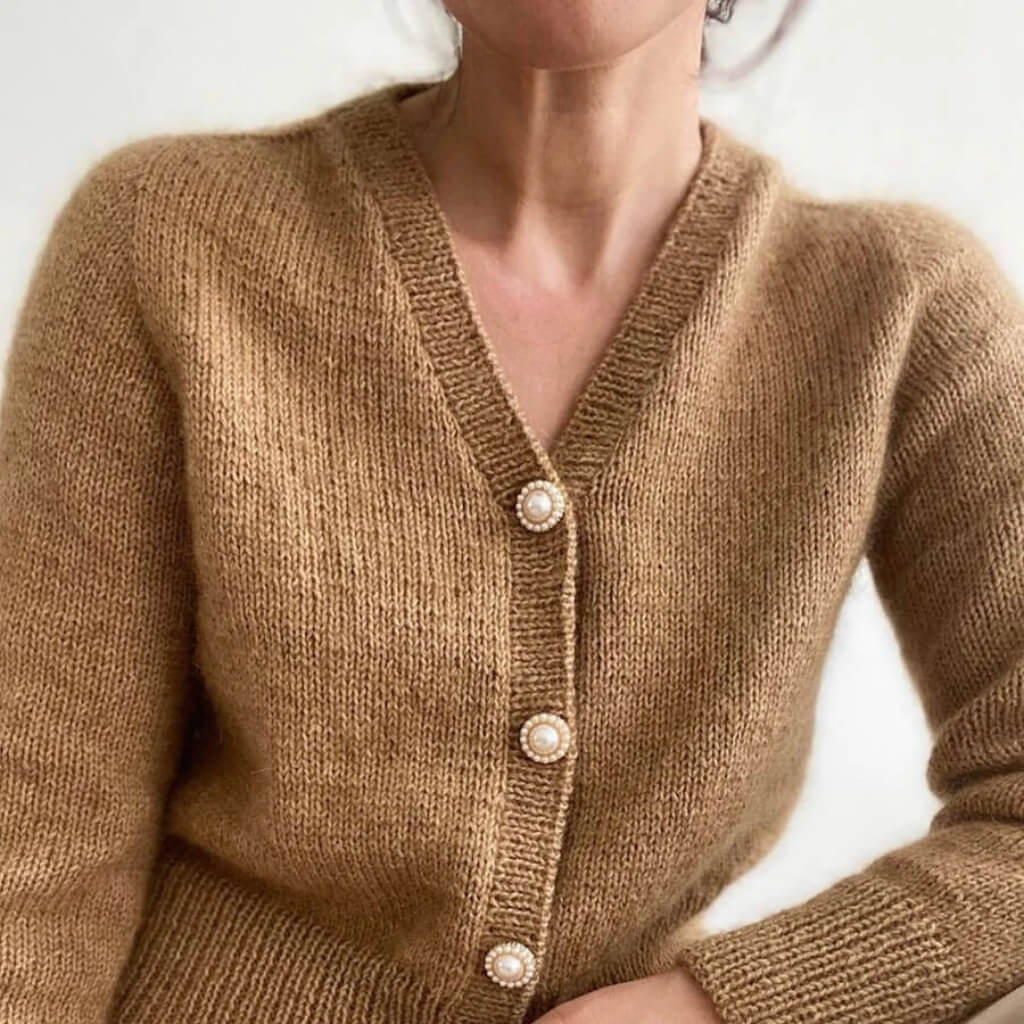 PetiteKnit Pattern Strickjacke April Cardigan Strickanleitung - PetiteKnit (Heft) bei bei bei bei bei bei bei Lieblingsgarn