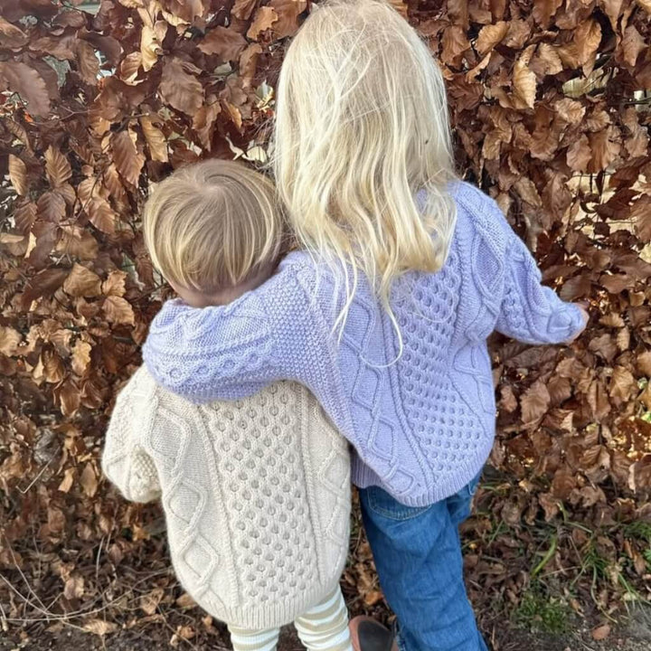 PetiteKnit Pullover Dagmar Sweater Junior Strickanleitung - PetiteKnit (Heft) bei bei bei bei bei bei bei bei Lieblingsgarn
