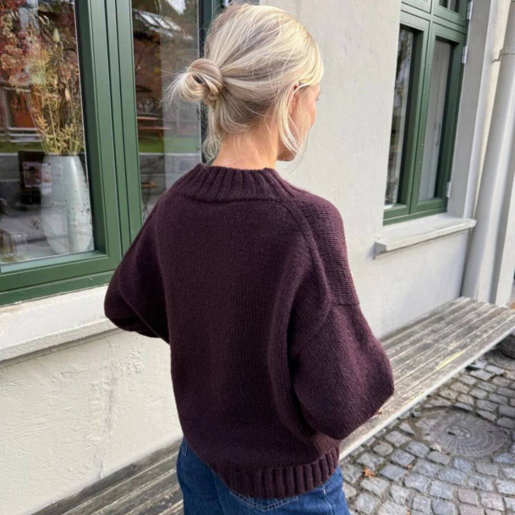 PetiteKnit Hannah Sweater V-Neck Strickanleitung - PetiteKnit (Heft) bei bei bei bei bei bei bei bei bei bei Lieblingsgarn