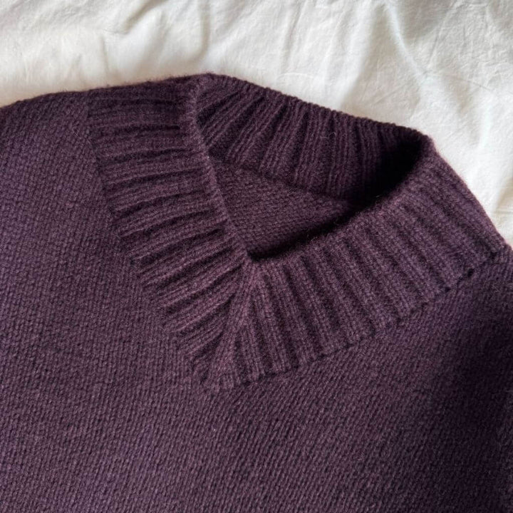 PetiteKnit Hannah Sweater V-Neck Strickanleitung - PetiteKnit (Heft) bei bei bei bei bei bei bei bei bei bei Lieblingsgarn