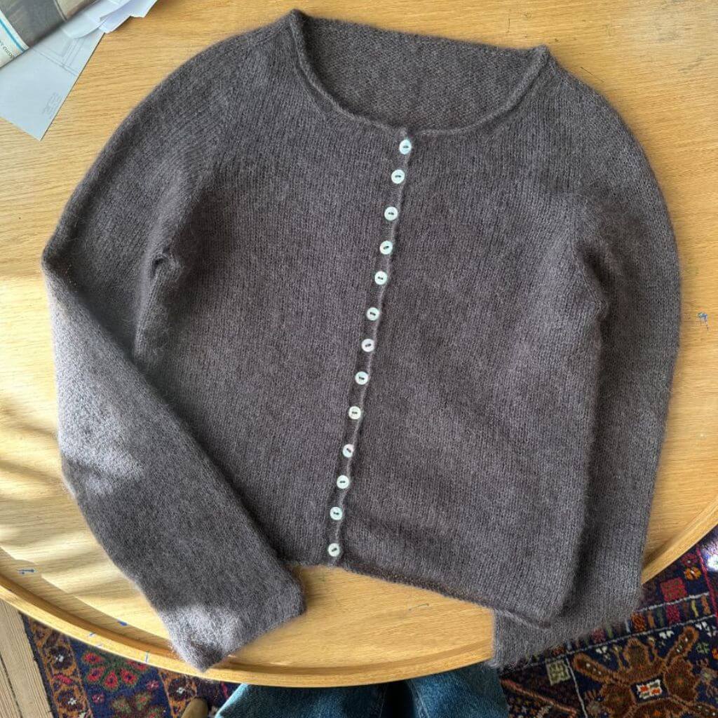 PetiteKnit Ivy Cardigan Strickanleitung - PetiteKnit (Heft) bei bei bei bei bei bei bei bei bei bei Lieblingsgarn