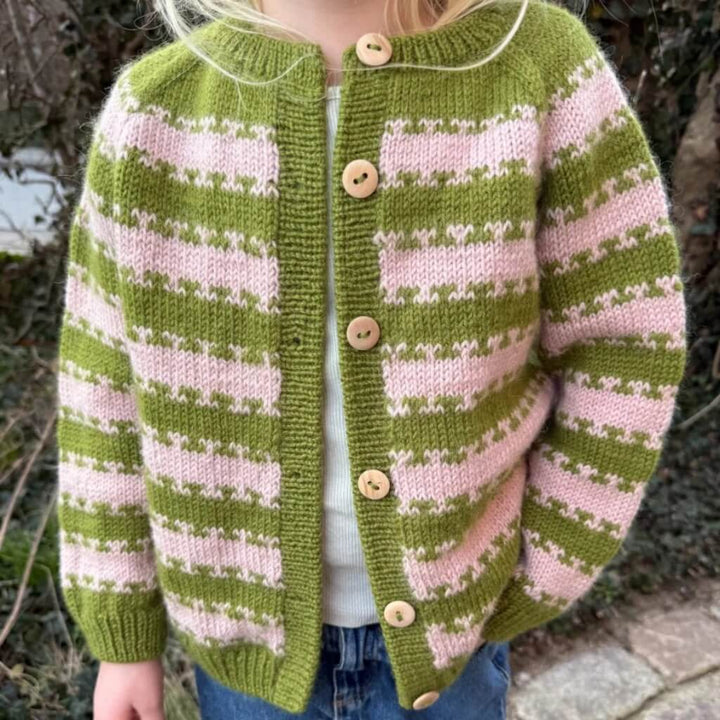 PetiteKnit Strickjacke Key Cardigan Junior Strickanleitung - PetiteKnit (Heft) bei bei bei bei bei bei bei Lieblingsgarn