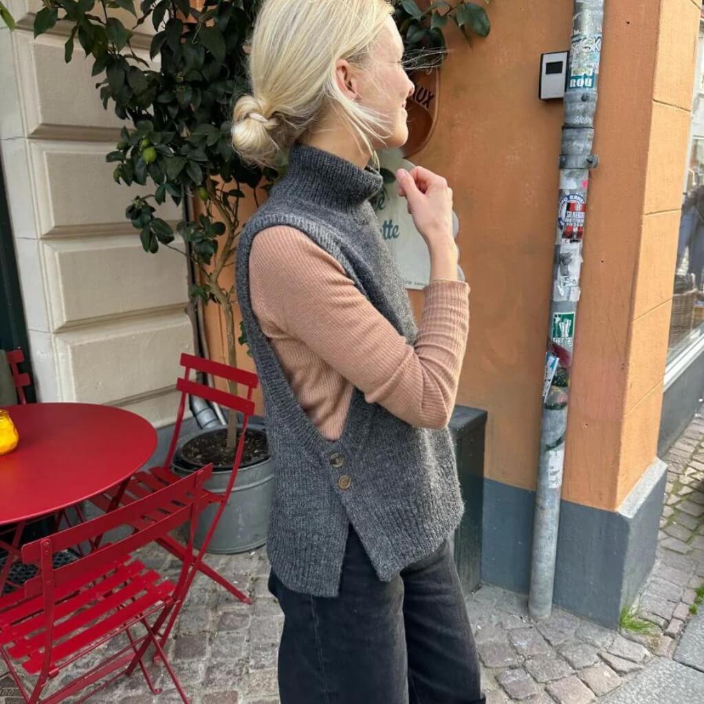 PetiteKnit Pattern Pullunder Lulu Slipover Strickanleitung - PetiteKnit (Heft) bei bei bei bei bei bei bei bei Lieblingsgarn