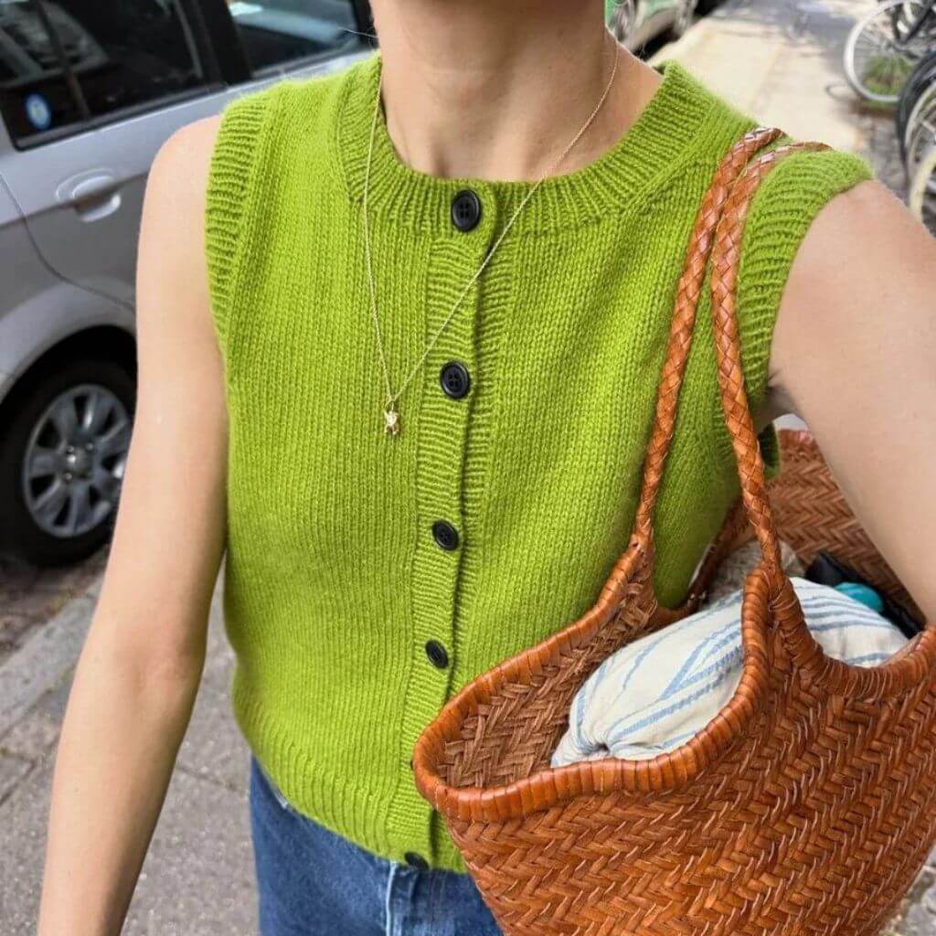 PetiteKnit Pattern Maggie Vest Top Strickanleitung - PetiteKnit (Heft) bei bei bei bei bei bei bei bei bei Lieblingsgarn
